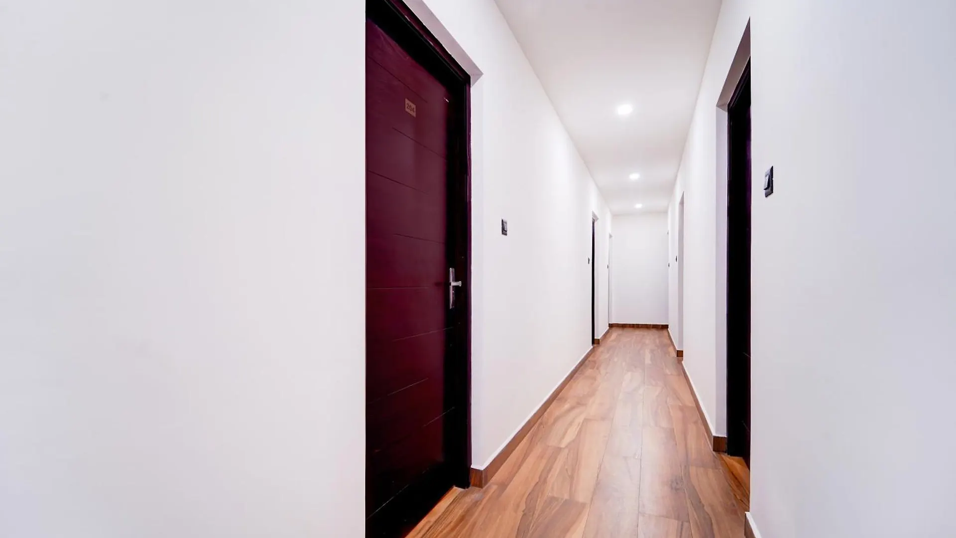 Super Hotel O Gandhi Nagar Near South Railway Backgate Kochi 3*,